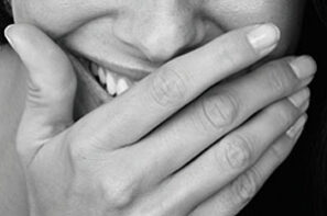 Implanteer – Gummy Smile München Implanteer - Gummy Smile München